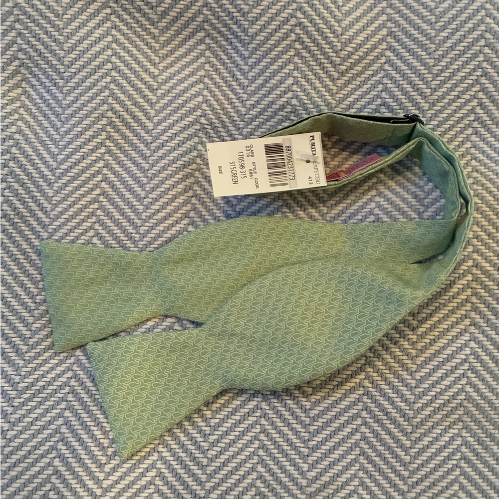 Vineyard Vines Green Bow Tie